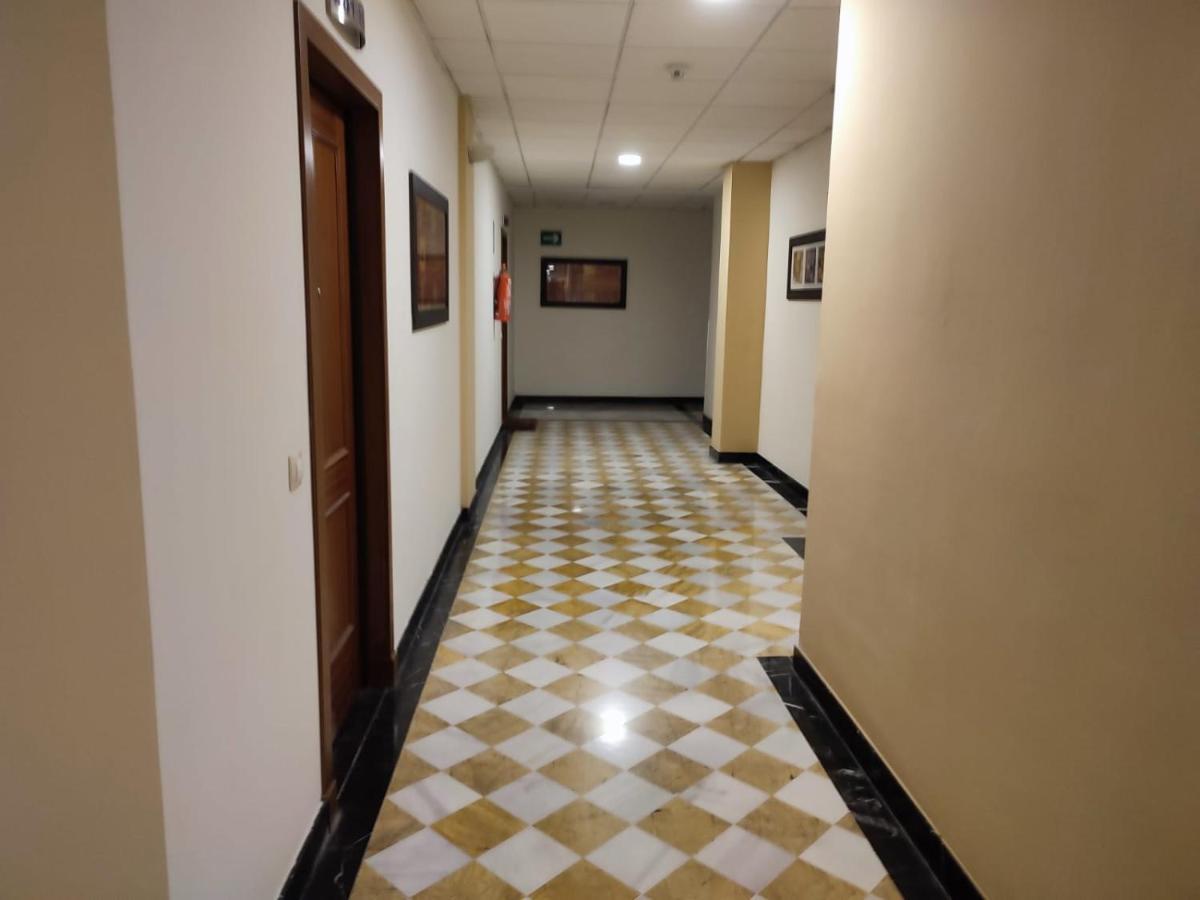Fibes Lux Este. Appartement Sevilla